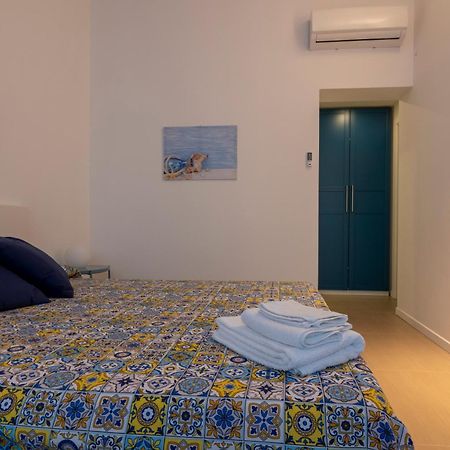 Blu D'Eraclea Apartment ปาแลร์โม ภายนอก รูปภาพ